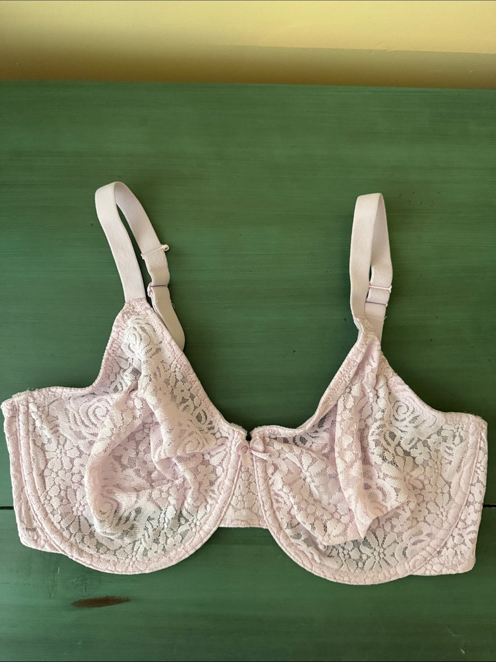 Wacoal Halo Lace Convertible Underwire Bra in Light Pink